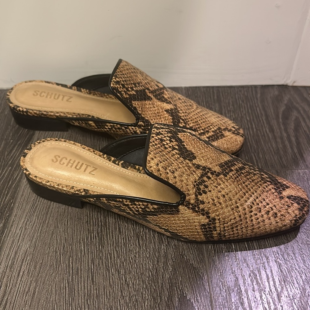 Schutz Claudia Mule